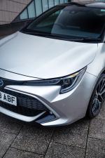 Toyota Corolla Hybrid 2019 года (UK)